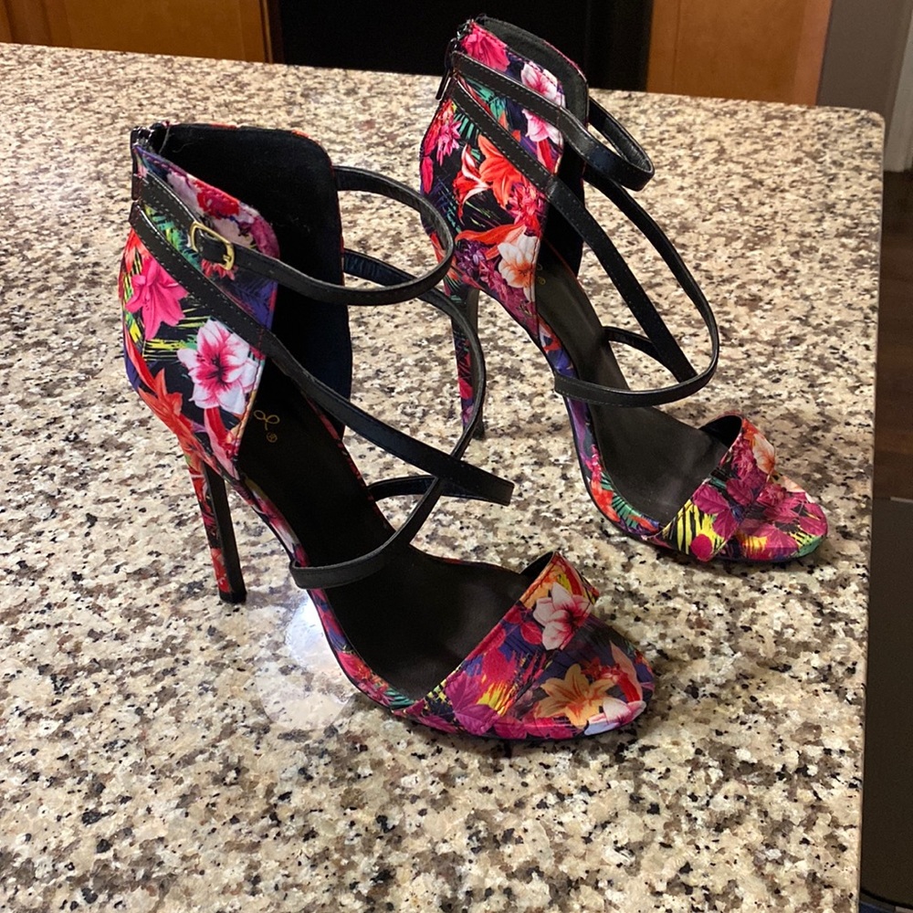 Quid Floral Heels